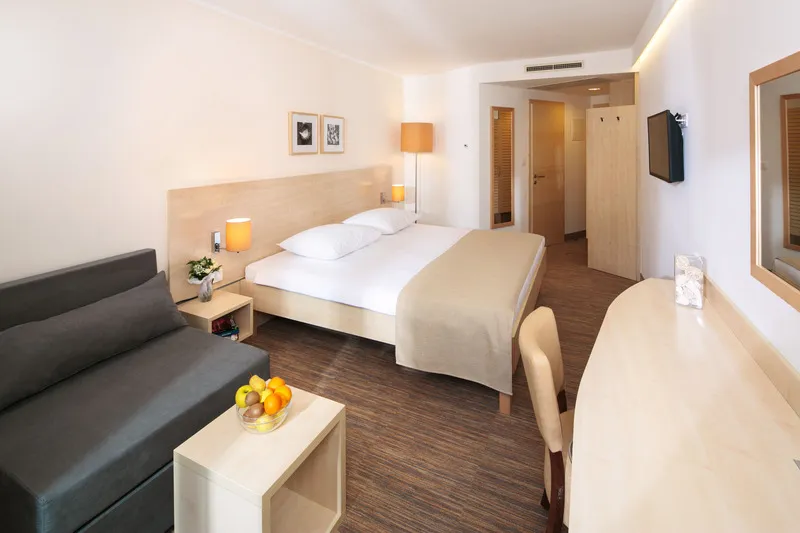 DOUBLE STANDARD Room, Valamar Parentino Hotel, Istria