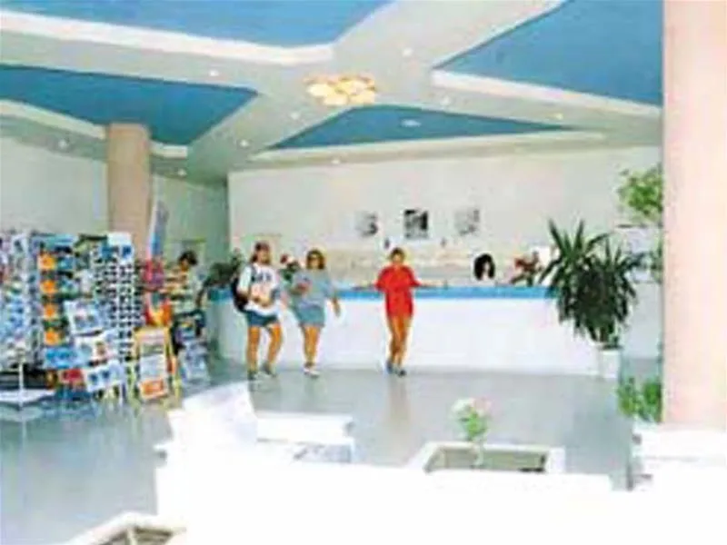 Lobby, Lambi, Crete