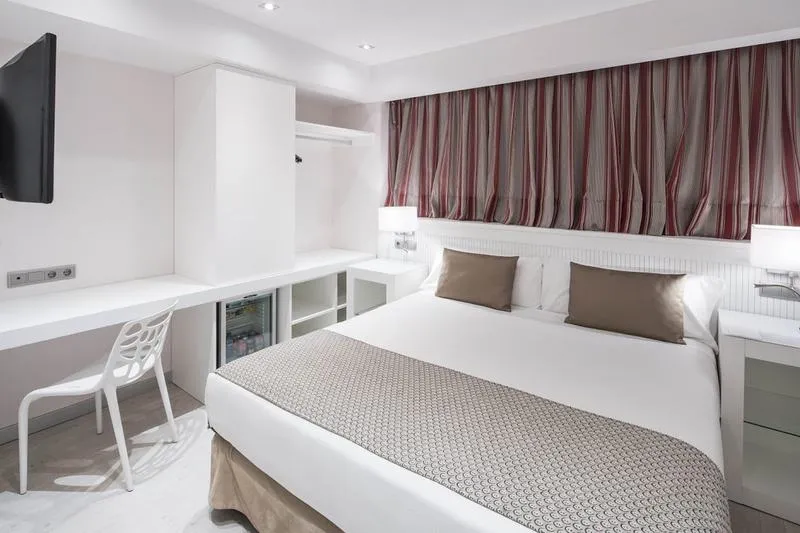 DOUBLE STANDARD Room, Catalonia Roma, Barcelona