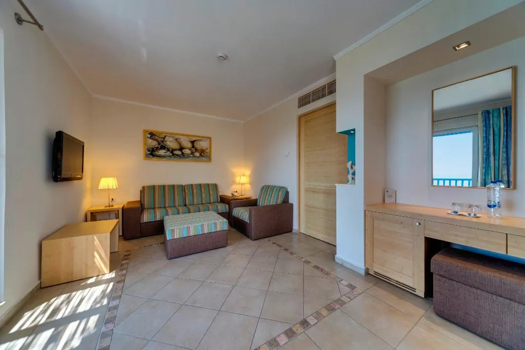 JUNIOR SUITE SEA VIEW Room, Robinson Daidalos, Kos