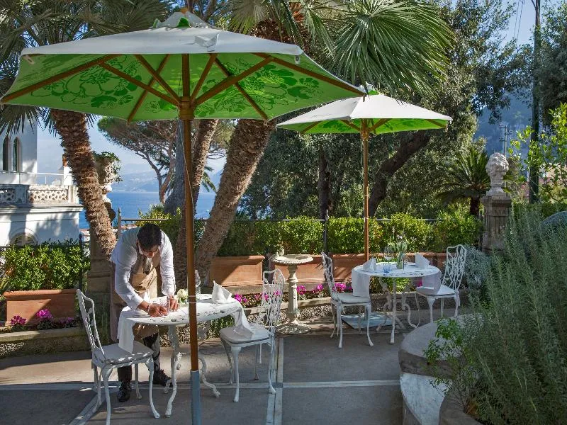 Bar, Luxury Villa Excelsior Parco, Naples