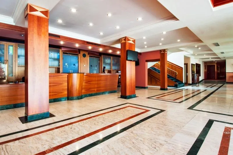 Lobby, Del Val, Andalucia