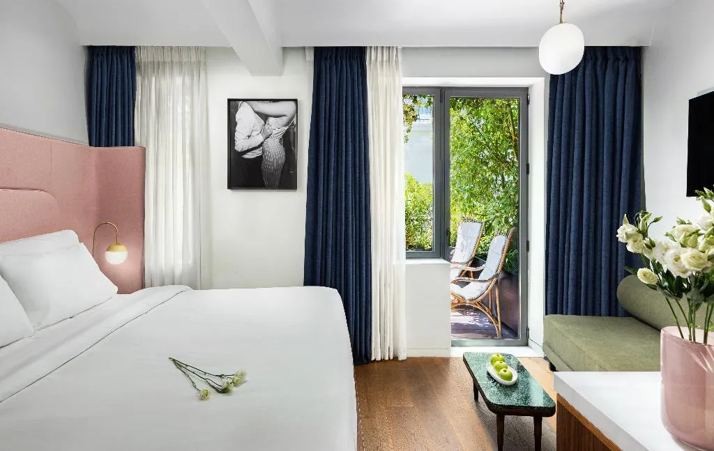 JUNIOR SUITE STANDARD Room, Gatsby Athens, Athens