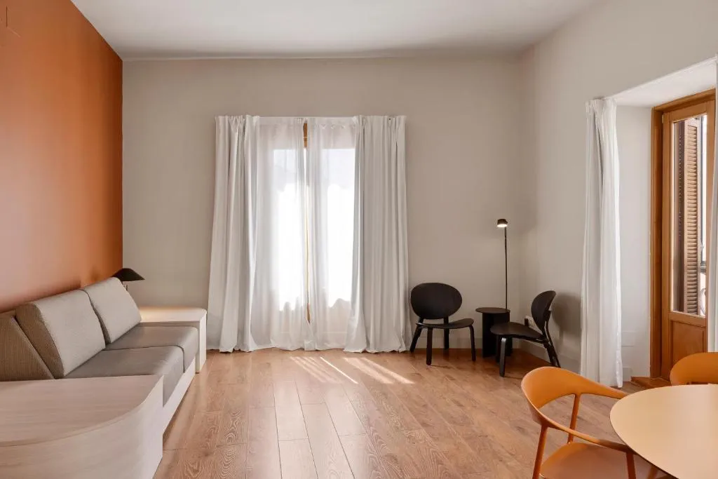 Room, B&B Apartamentos Madrid Centro Fuencarral 46, Madrid