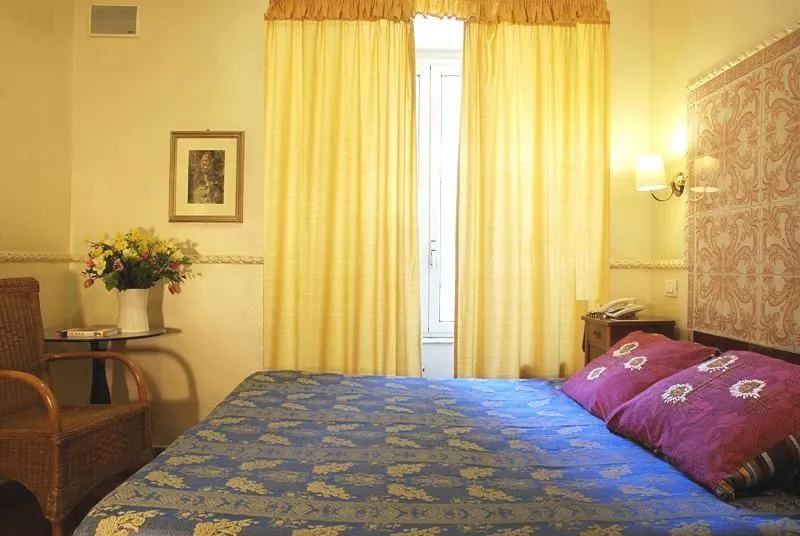 Room, Picasso, Rome