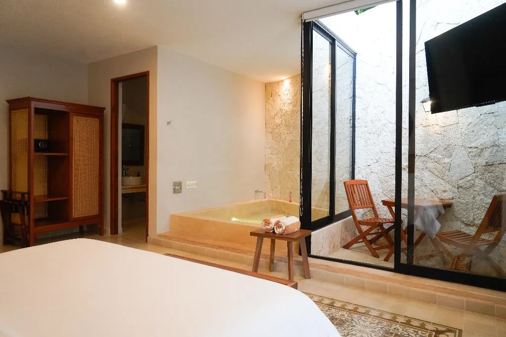 DOUBLE ONE BED Room, Frater Yucatan Hotel, Cancun Area