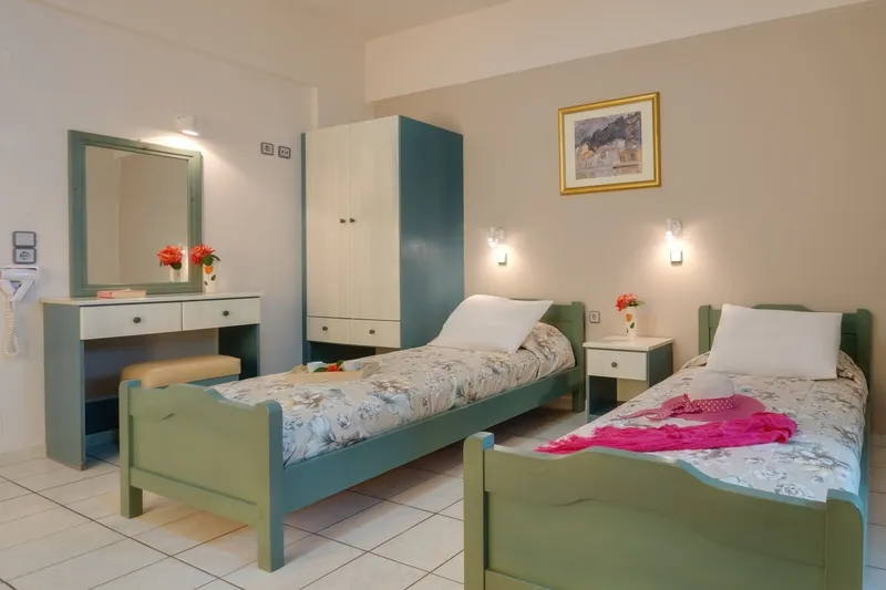 STUDIO CAPACITY 3 Room, Athena Apartments, Crete