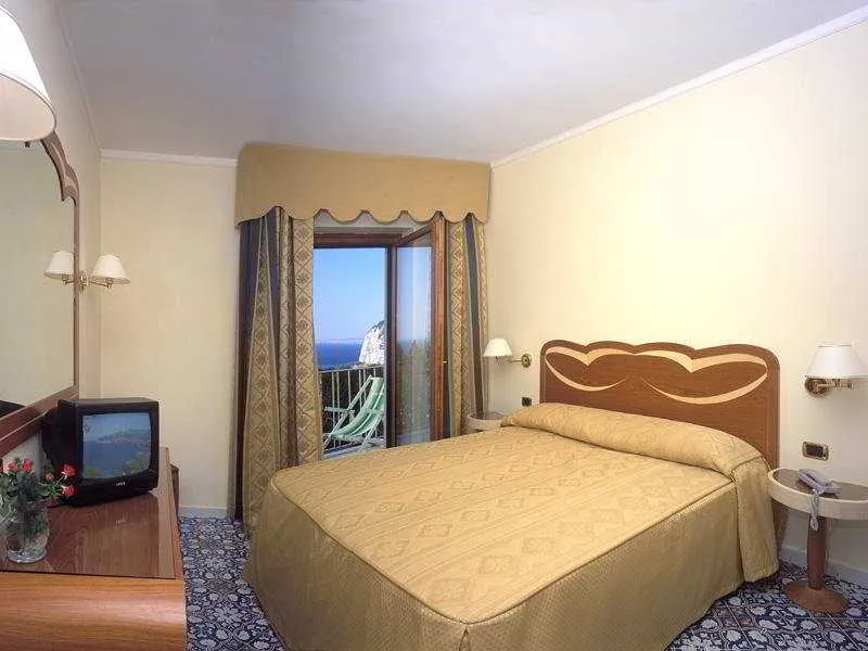 DOUBLE SINGLE USE STANDARD Room, Albatros, Naples