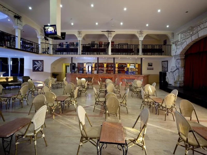 Bar, Club Resort Atlantis Izmir/Sigacik, Izmir