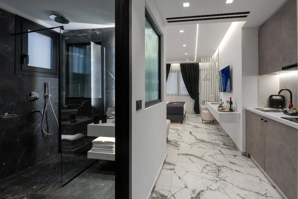 SUITE DELUXE Room, Captain Napoleon Paterakis CNP Luxurious Suites, Crete