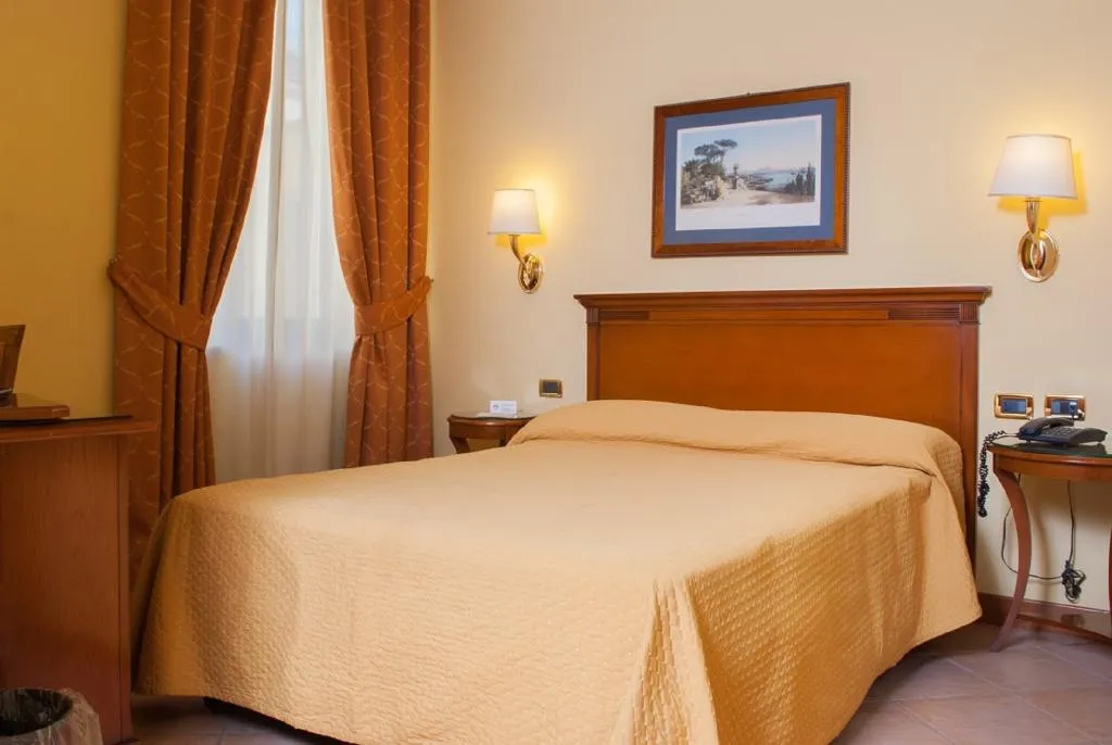 DOUBLE SINGLE USE CLASSIC Room, Le Cheminee Business Hotel, Naples