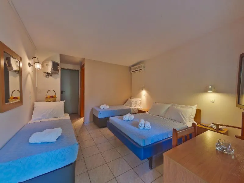 Room, Olympios Zeus, Thessaloniki