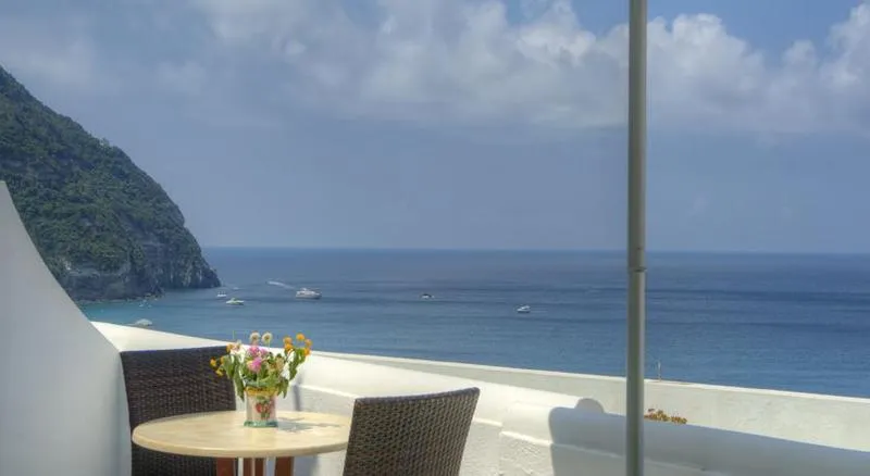 DOUBLE SUPERIOR SEA VIEW Room, Hotel Imperamare, Naples