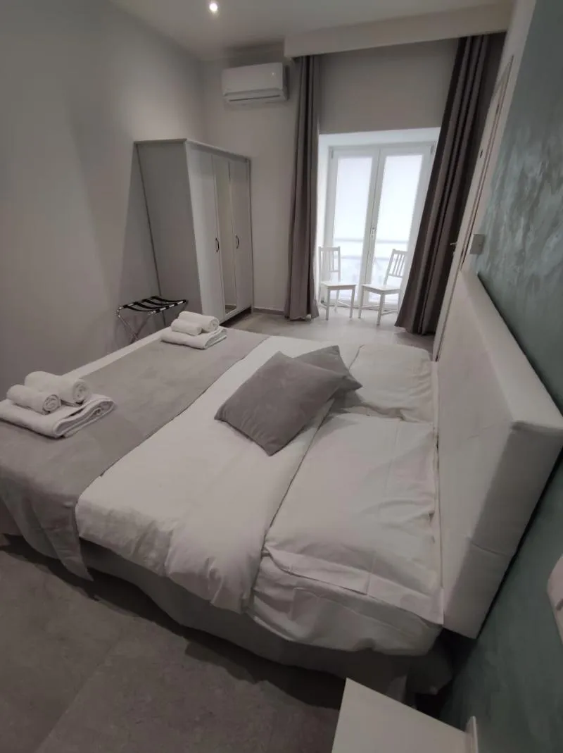 DOUBLE STANDARD Room, I Borbone, Naples