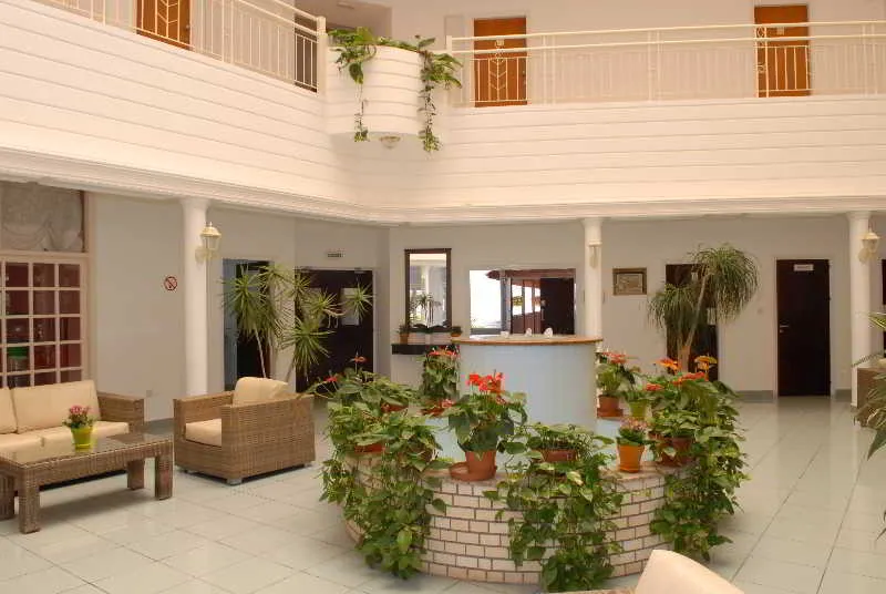 Lobby, Maistrali Hotel  Apts, Cyprus
