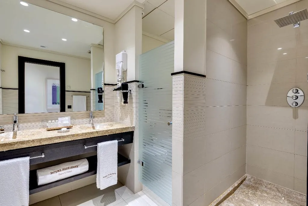 JUNIOR SUITE CAPACITY 4 Room, Royal Hideaway Sancti Petri, Costa De La Luz