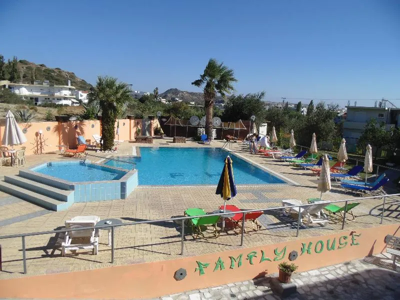 Pool, Family House, Rhodes