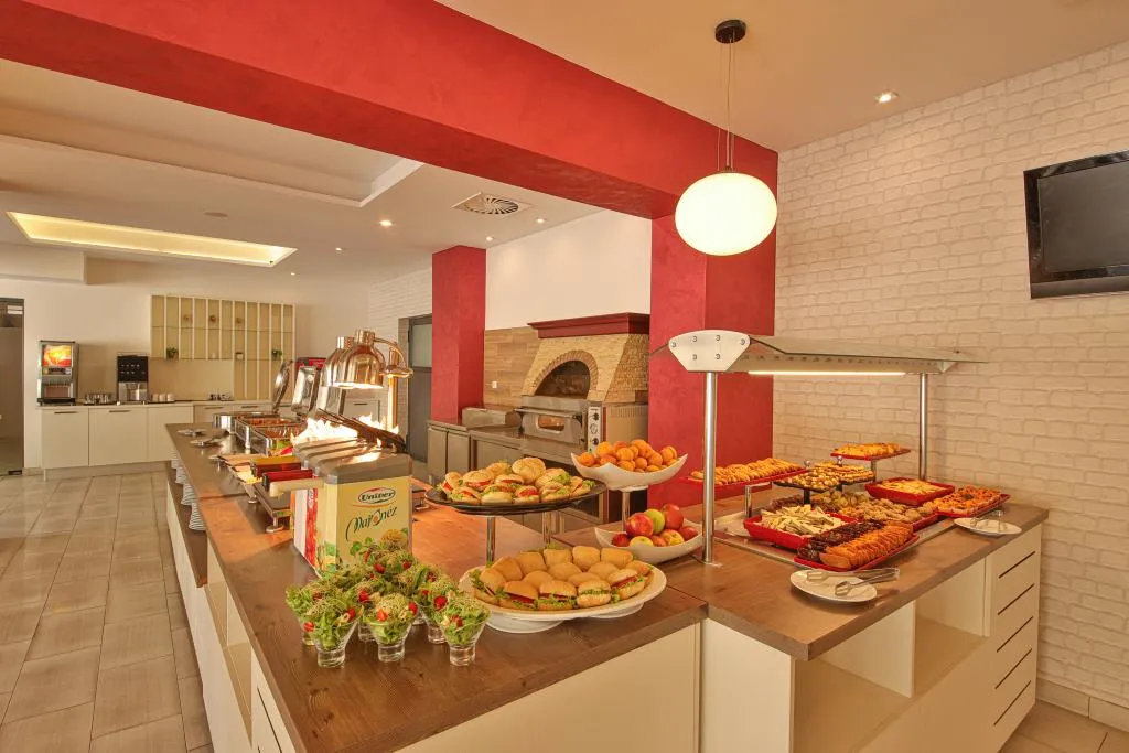 Restaurant, Arena Mar Hotel & SPA, Varna