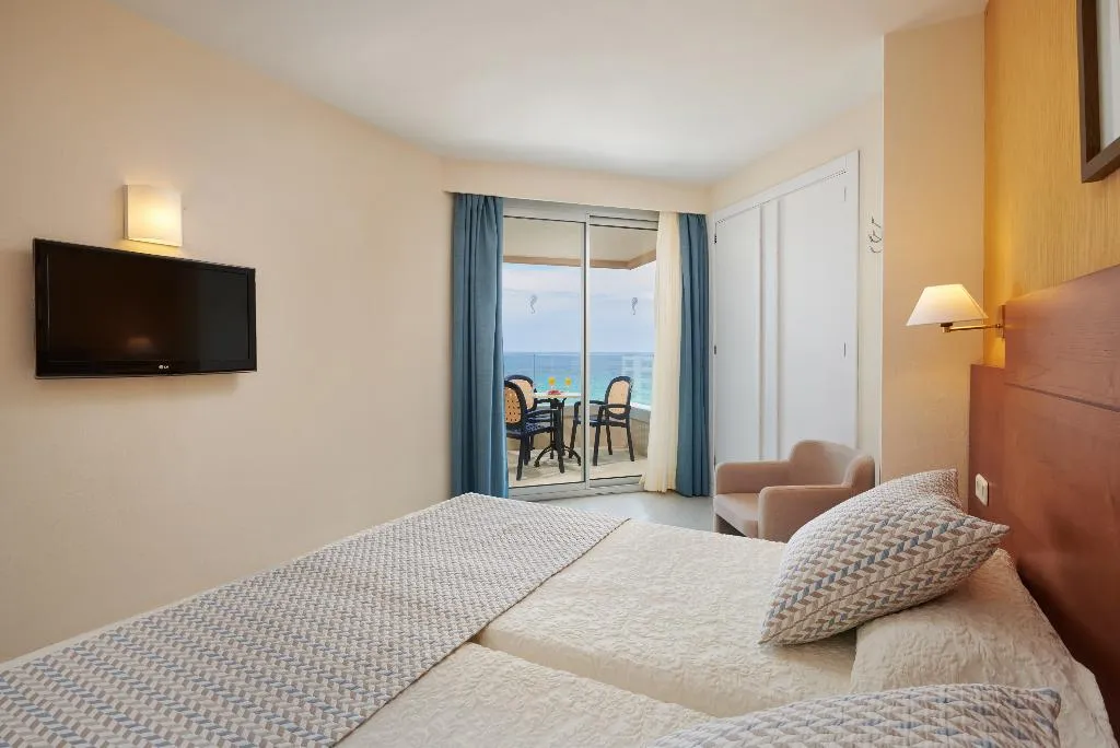 APARTMENT SEA VIEW Room, Hipotels Bahia Grande, Majorca
