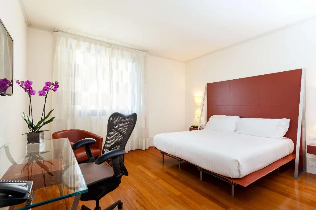 DOUBLE KING SIZE BED Room, Hilton Garden Inn Florence Novoli, Florence