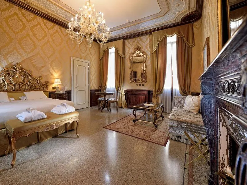 JUNIOR SUITE CLASSIC Room, Ai Reali Hotel, Venice