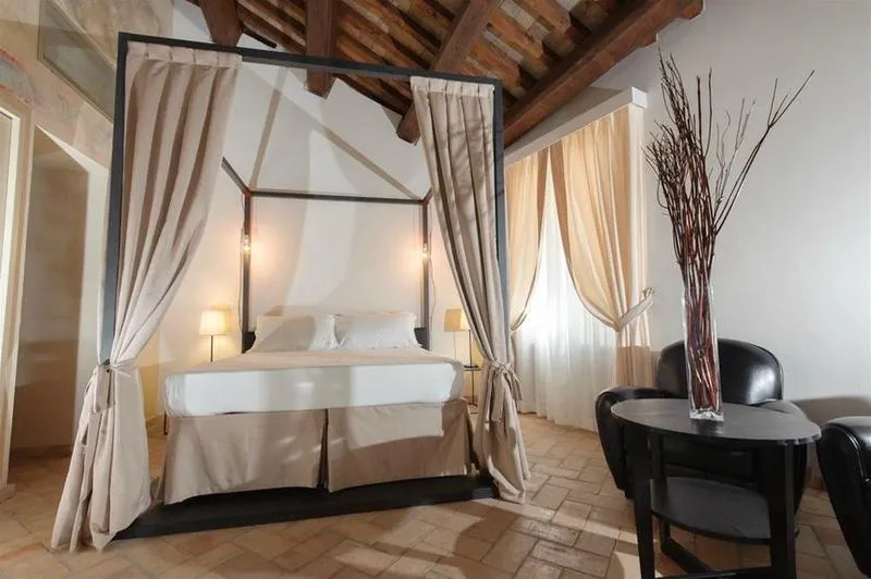 General view, Relais Giulia, Rome