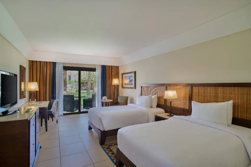 TWIN CLASSIC Room, Grand Rotana Resort & Spa, Red Sea Riviera