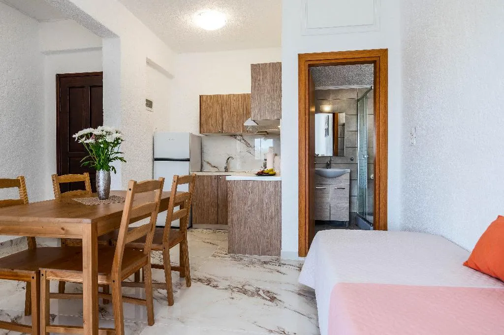 STUDIO STANDARD Room, Zervakis Apartments, Crete