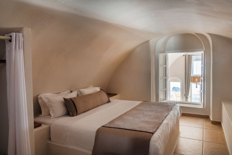 La Maltese Estate, Santorini