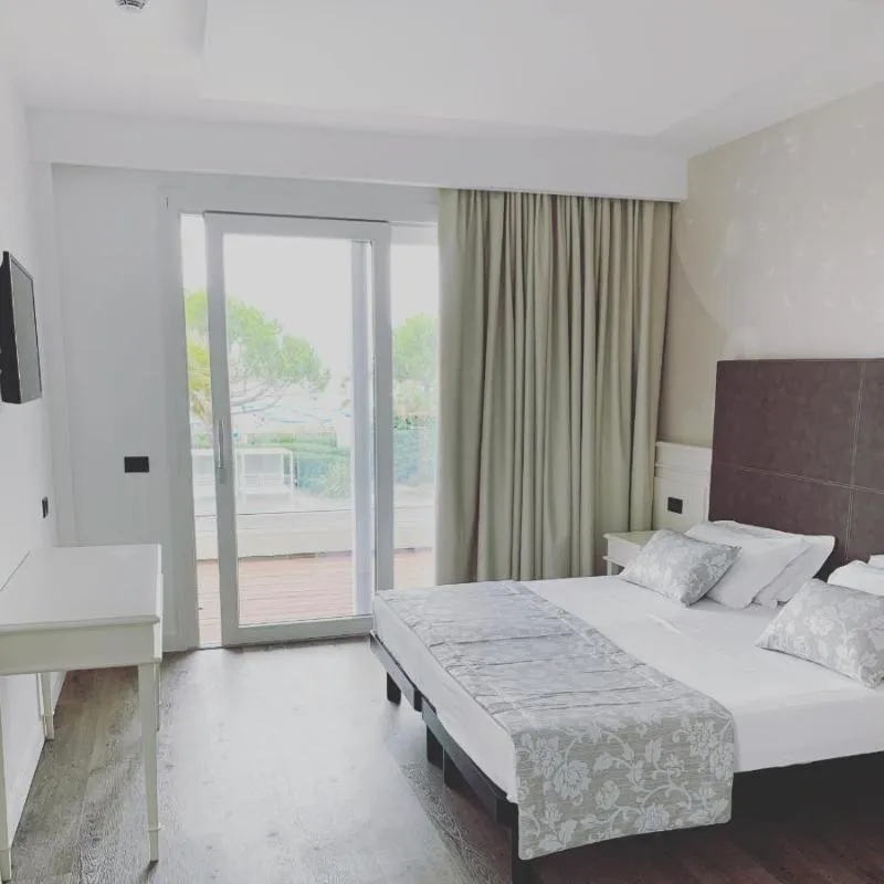 DOUBLE STANDARD Room, Park Hotel Cellini, Venice