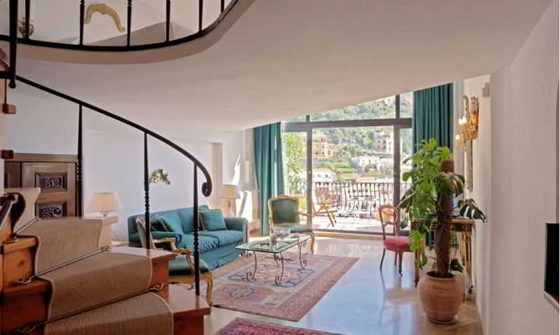 Lobby, Hotel Poseidon, Naples