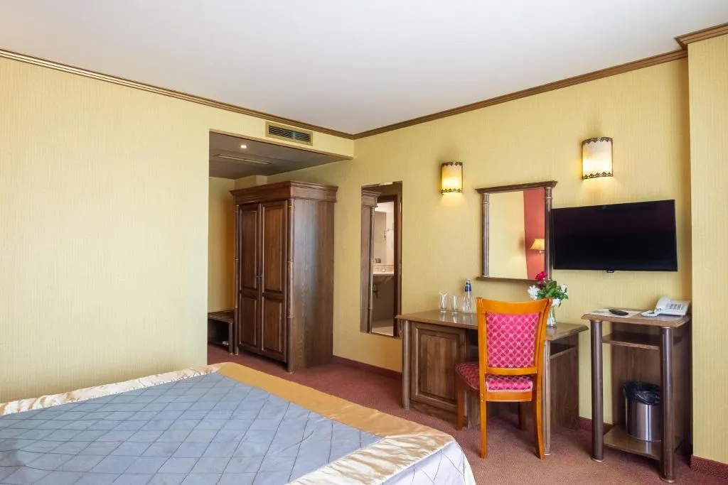 Double or Twin PARTIAL SEA VIEW Room, Mistral Balchik, Varna