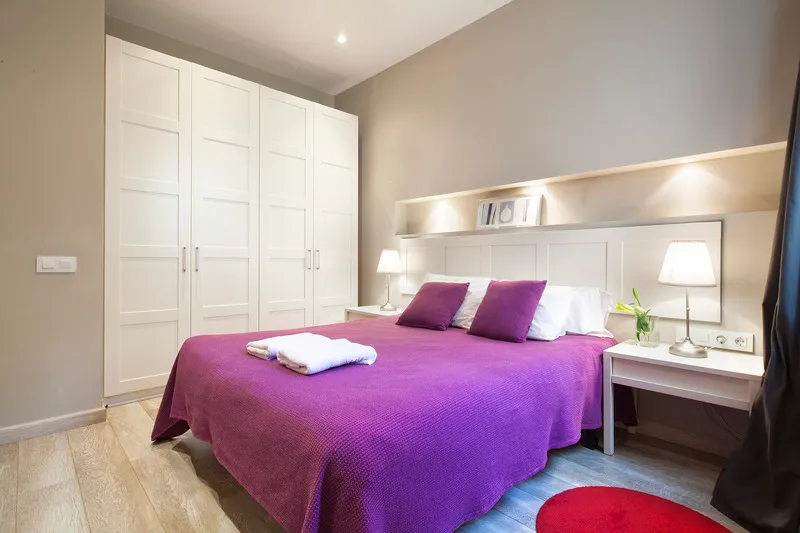APARTMENT TWO BEDROOMS TWO BATHROOMS Room, Aspasios Urquinaona Design, Barcelona