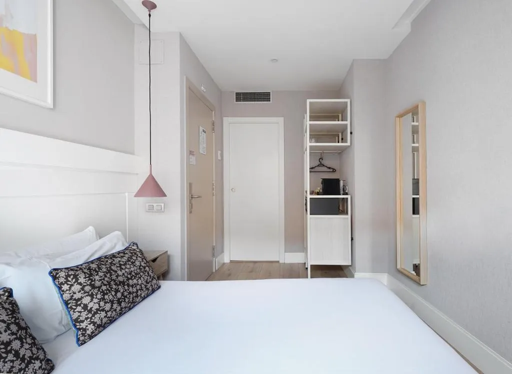 Room ECONOMY Room, Gracia Garden, Barcelona