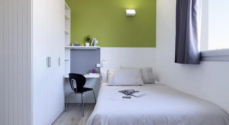 DOUBLE WITH DOUBLE BED Room, Melon District Marina Residencia, Barcelona