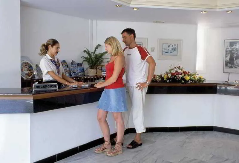 Lobby, Maracaibo, Majorca