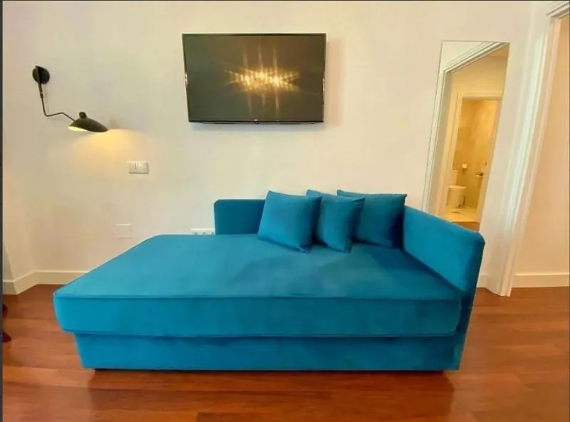 Double or Twin CAPACITY 3 Room, Derby Sevilla, Seville