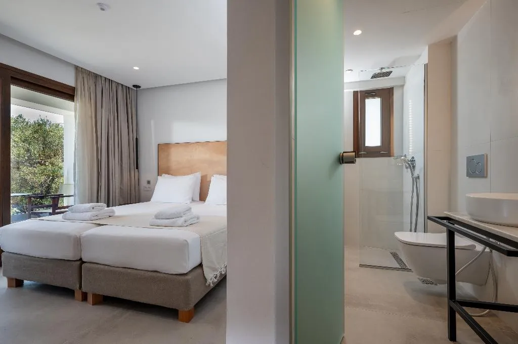 VILLA FOUR BEDROOMS WITH PRIVATE POOL Room, Mika Villas & Suites, Crete