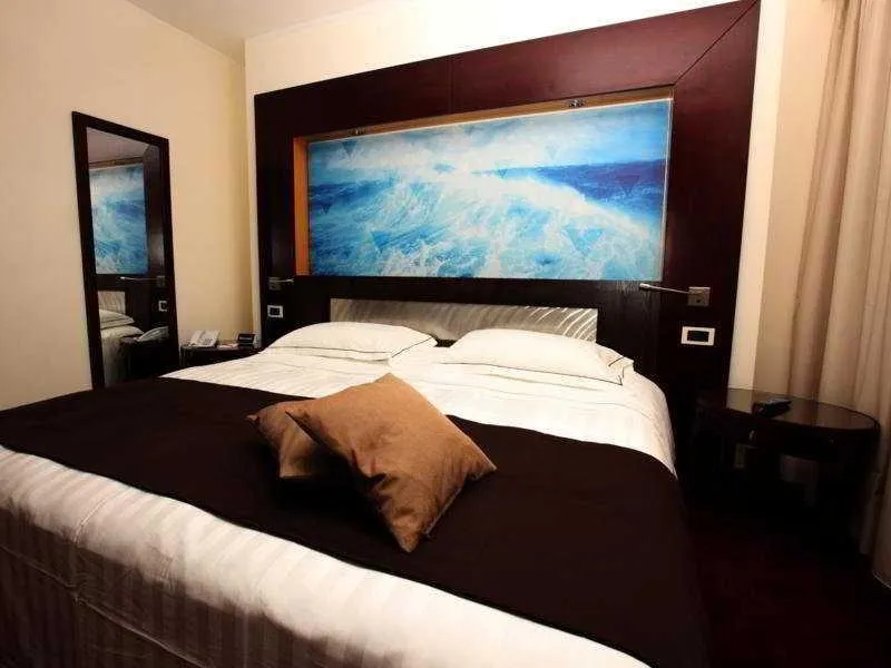 SINGLE SUPERIOR Room, Mercure Olbia, Olbia
