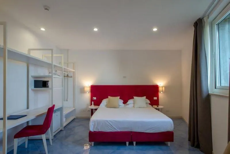 DOUBLE BASIC Room, Boutique Hotel Helios, Naples