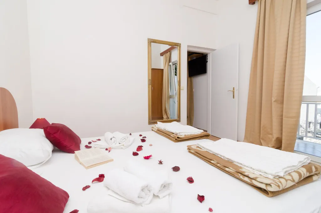 APARTMENT SEA VIEW WITH BALCONY Room, Apartments Senjo, Dubrovnik