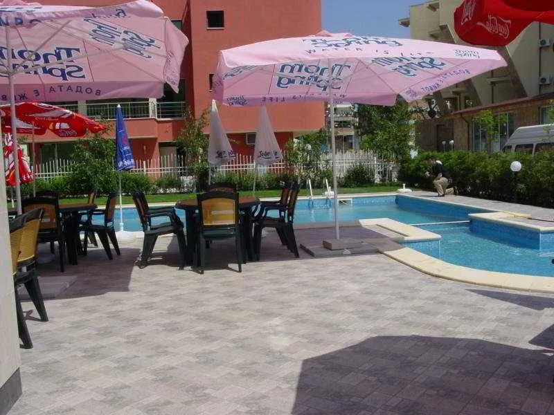 Pool, Aurelia, Bourgas