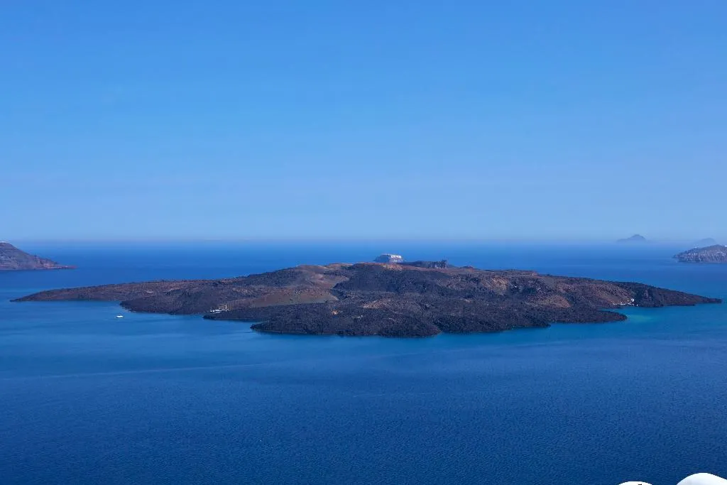 General view, Caldera's Bliss Suites, Santorini