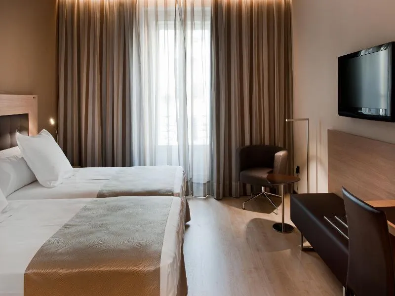 DOUBLE STANDARD Room, Catalonia Plaza Mayor, Madrid