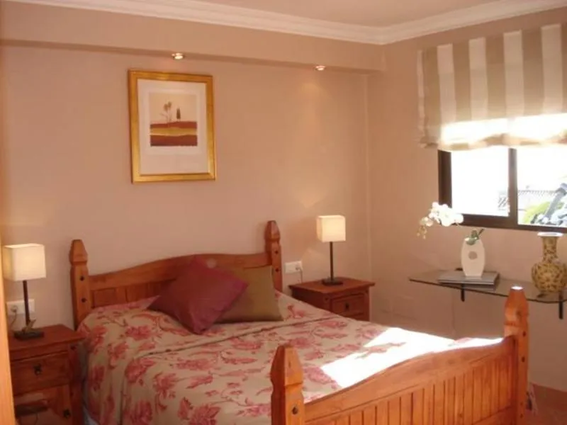 APARTMENT CAPACITY 8 THREE BEDROOMS Room, Capistrano El Sur, Costa Del Sol