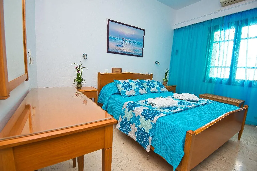 Double or Twin STANDARD Room, Irini's Rooms Fteoura, Santorini