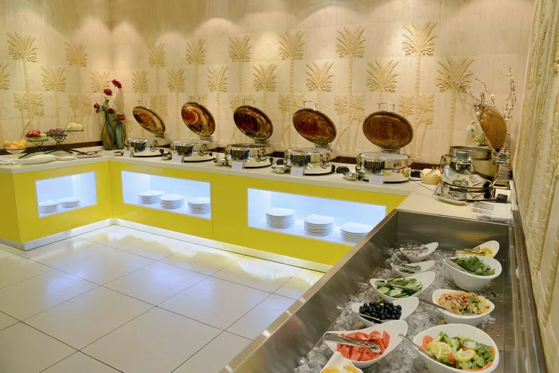Restaurant, Sun and Sands Clock Tower, Dubai