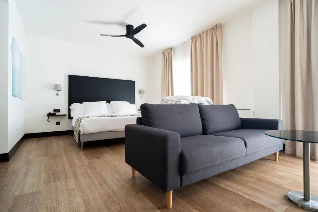 Room, Fay Victoria Beach, Costa Del Sol