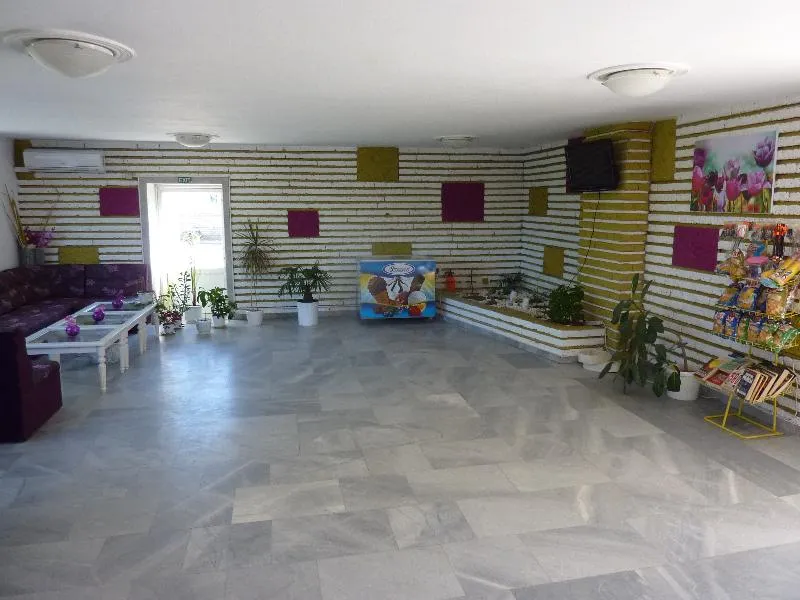Lobby, Zarya, Varna