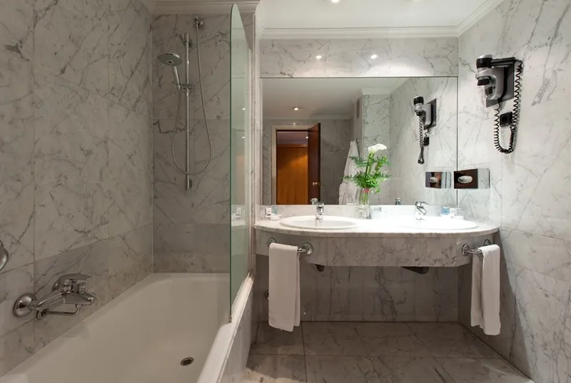 Room, Santos Agumar Atocha, Madrid